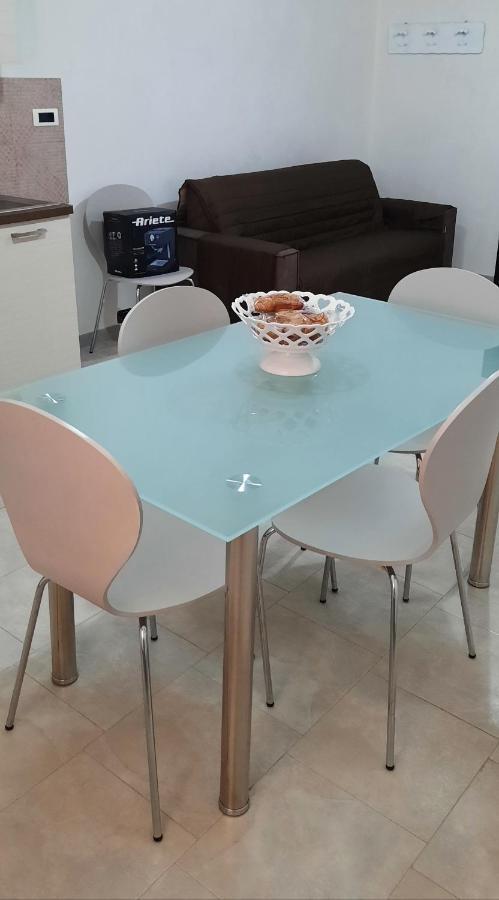 Casa Vacanze Il Glicine 1 Apartman Pachino Kültér fotó